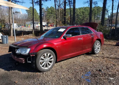 2020 Chrysler 300 Limited Awd из США, поврежденный, VIN 2C3CCAKG9LH146082